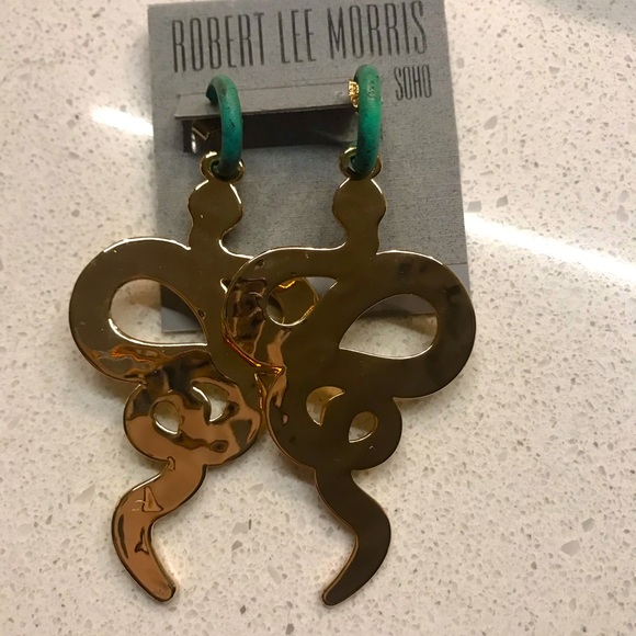 Robert Lee Morris Soho Earings, faux gold - Picture 1 of 5